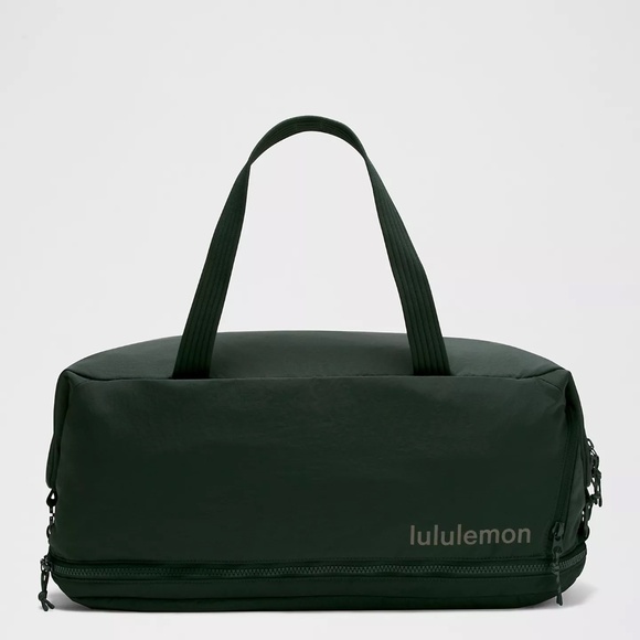 LULULEMON 3 IN 1 GYM DUFFLE BAG RAINFOREST GREEN 30L - Picture 1 of 16